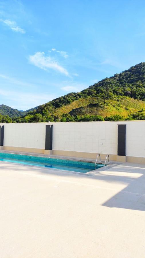 Apto Centro Ubatuba Com Varanda Gourmet, Suite E Piscina Exterior photo